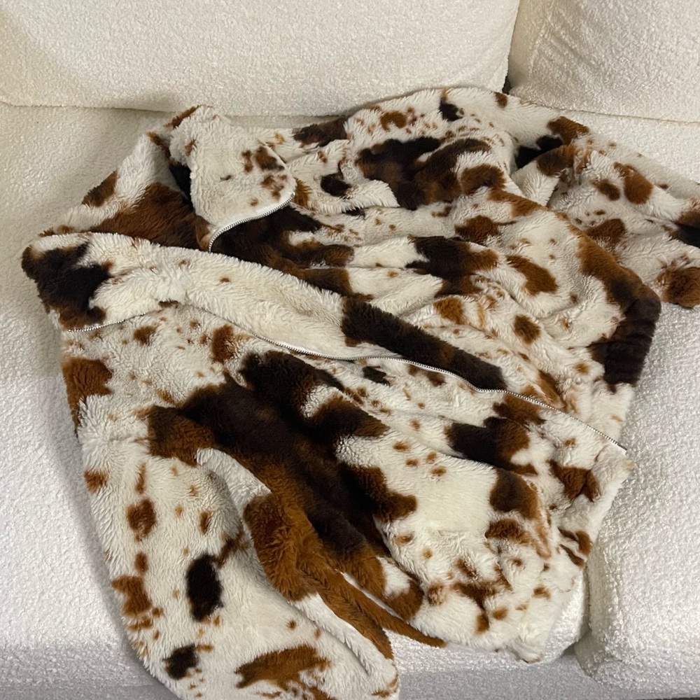 Cow print faux fur zip up jacket